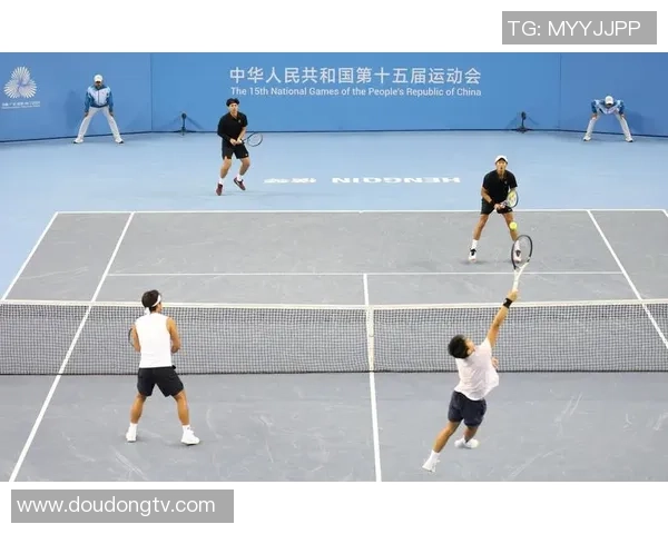 广州网球队的盯防策略分析与比赛表现的得失探讨